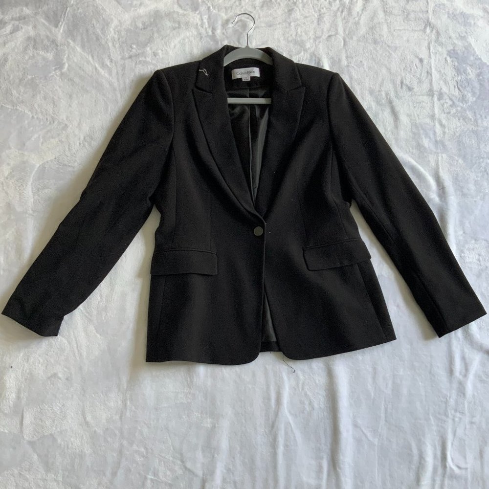 Suit